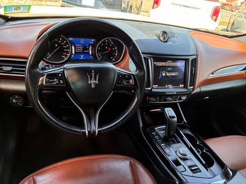 Used 2020 Maserati Levante S AWD/4WD image 27