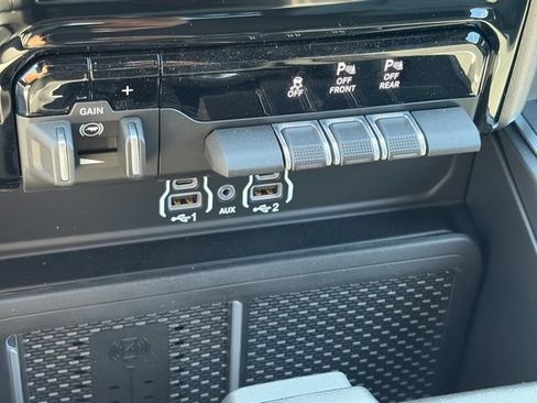 New 2026 RAM 1500 Big Horn AWD/4WD image 21