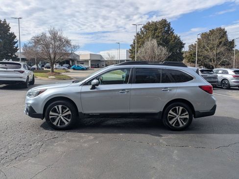Used 2019 Subaru Outback 2.5i Limited image 8