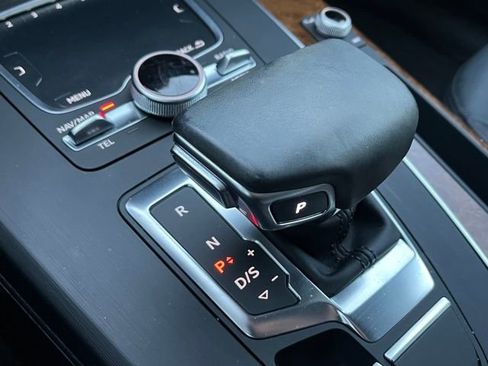 Used 2018 Audi Q5 2.0T Premium image 33