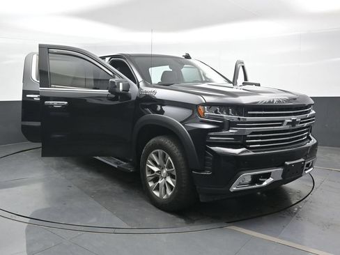 Used 2021 Chevrolet Silverado 1500 High Country w/ Technology Package AWD/4WD image 33