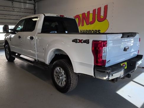 Certified 2018 Ford F350 XLT w/ XLT Value Package image 2