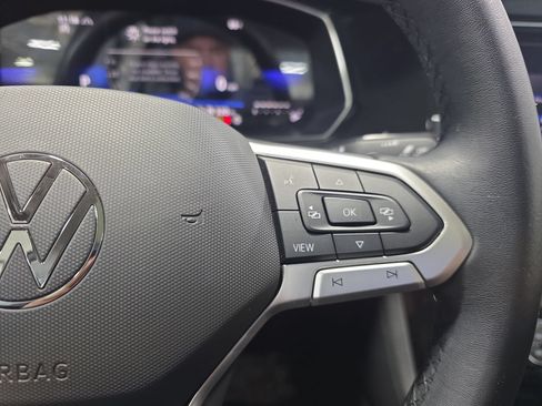 Used 2023 Volkswagen Jetta SE w/ Panoramic Sunroof Package FWD image 17