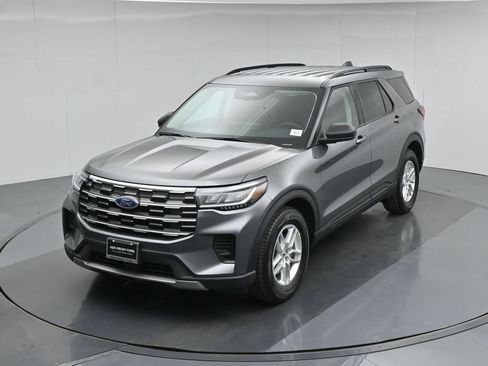New 2026 Ford Explorer Active RWD image 35