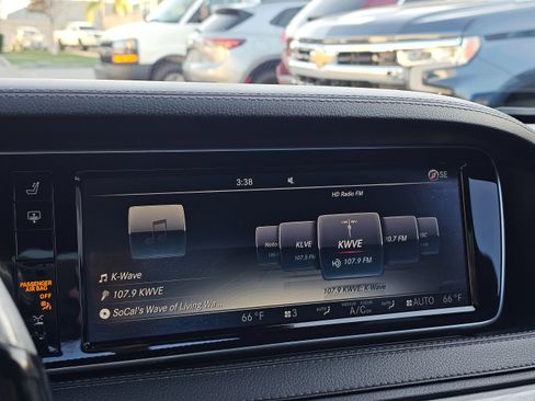 Used 2016 Mercedes-Benz S 550 Sedan image 37