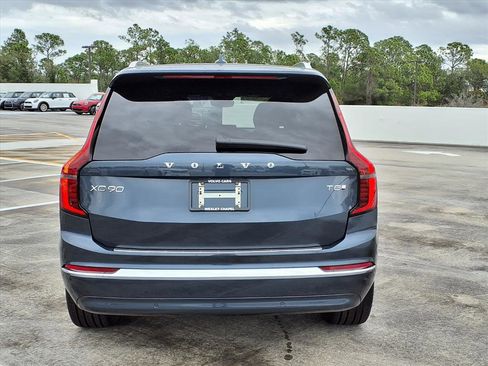 New 2026 Volvo XC90 T8 Core w/ Protection Package Premier image 6