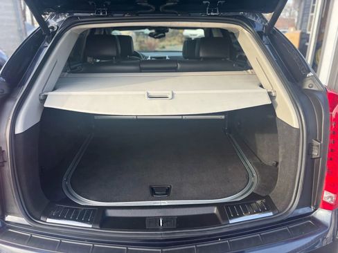 Used 2016 Cadillac SRX Performance w/ Midnight Edition Package image 18