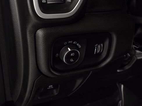 Certified 2022 RAM 1500 Big Horn image 21