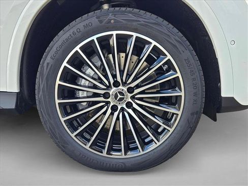 New 2026 Mercedes-Benz GLC 300 4MATIC image 10