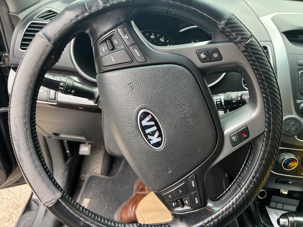 Used 2014 Kia Sorento LX w/ Premium Package FWD image 6