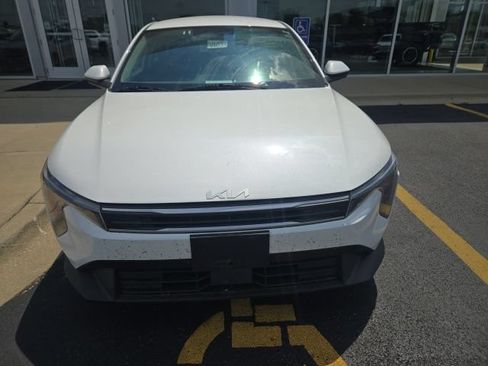 Used 2025 Kia K4 FWD image 2