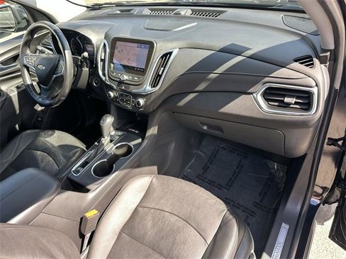Used 2020 Chevrolet Equinox Premier image 29
