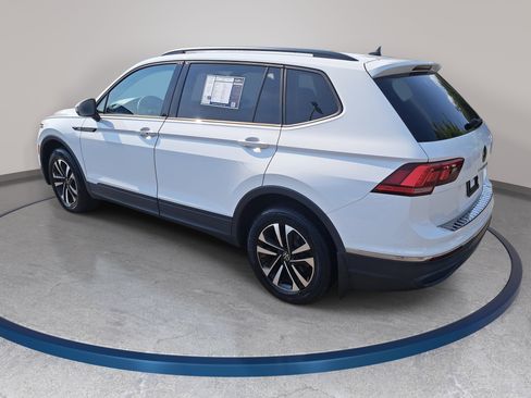 Used 2023 Volkswagen Tiguan S FWD image 7