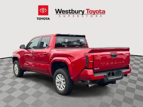 Certified 2025 Toyota Tacoma SR5 image 9