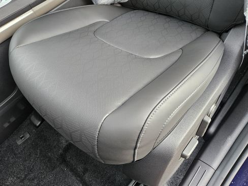 New 2026 Kia Carnival image 8