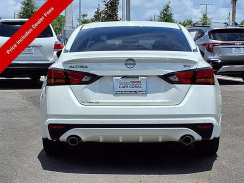 Used 2024 Nissan Altima 2.5 SV w/ SV Premium Package FWD image 7