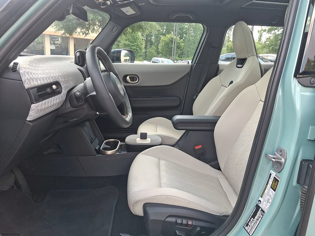 Used 2025 MINI Cooper S FWD image 13