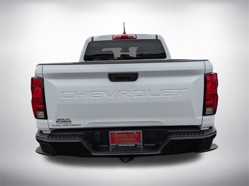 Used 2024 Chevrolet Colorado W/T image 5