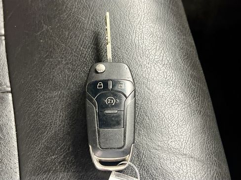 Used 2017 Ford F150 XLT w/ Equipment Group 301A Mid image 32