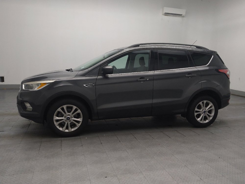 Used 2018 Ford Escape SE FWD image 2