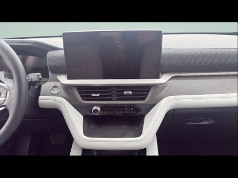 New 2026 Ford Explorer Platinum AWD/4WD image 17