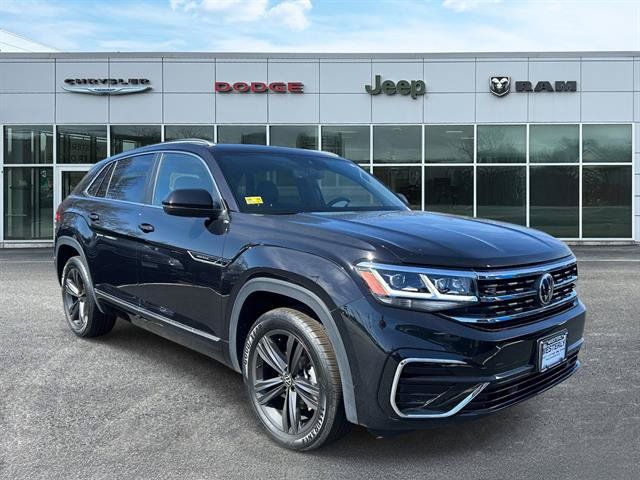 Used 2022 Volkswagen Atlas Cross Sport SEL R-Line AWD/4WD image 1