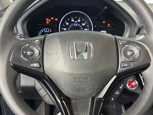 Used 2022 Honda HR-V EX image 29