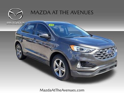 Used 2019 Ford Edge SEL w/ Equipment Group 201A image 3