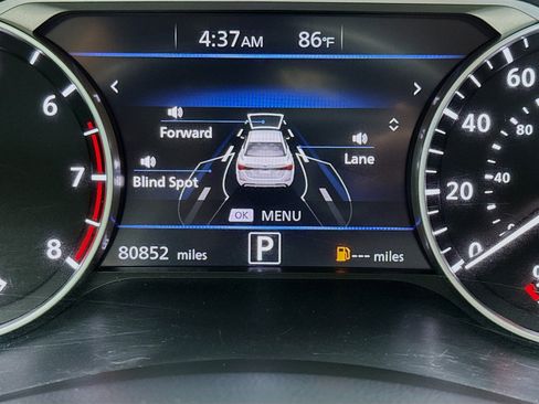 Used 2022 Nissan Sentra SV w/ SV Premium Package FWD image 8