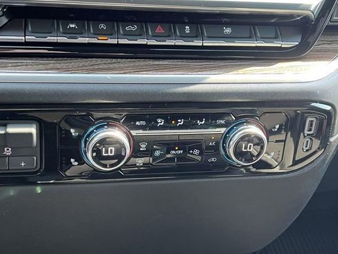 New 2026 GMC Sierra 1500 Elevation image 21