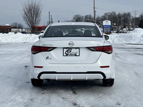 Used 2024 Nissan Sentra SV image 25