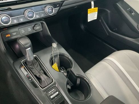 Certified 2025 Honda Civic Sport image 12