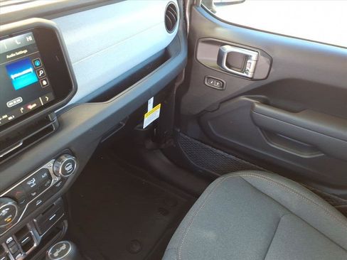 New 2026 Jeep Wrangler Unlimited Sport AWD/4WD image 17