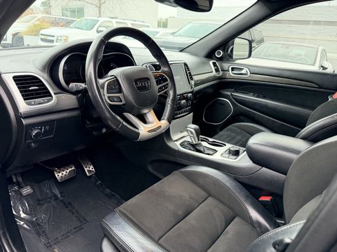 Used 2021 Jeep Grand Cherokee Trackhawk w/ Trailer Tow Group IV image 3