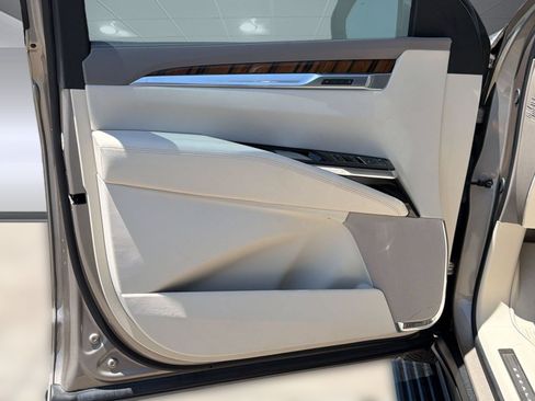 Used 2025 Cadillac Escalade Sport Platinum w/ LPO, Floor Liner Package AWD/4WD image 14