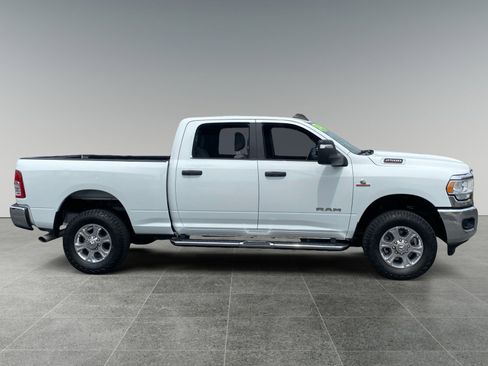 Used 2024 RAM 2500 Big Horn AWD/4WD image 6