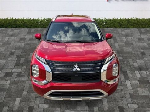 Used 2023 Mitsubishi Outlander SEL AWD/4WD image 8