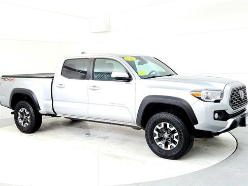 Used 2022 Toyota Tacoma TRD Off-Road image 7