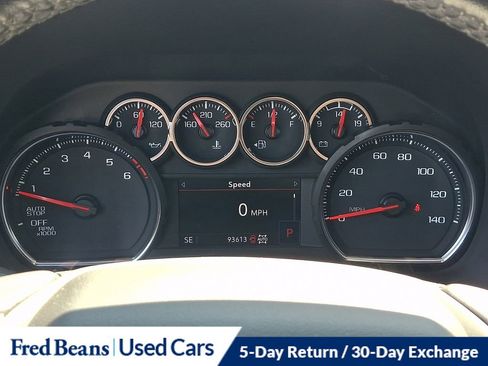 Used 2021 Chevrolet Tahoe LT w/ Luxury Package image 25