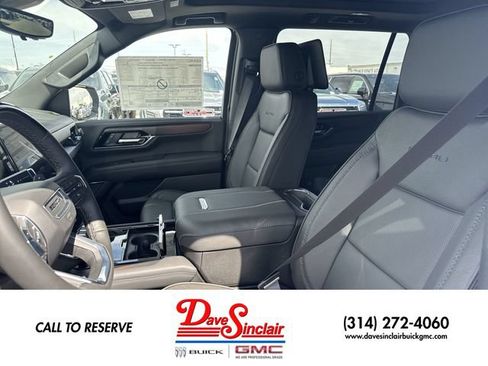 New 2026 GMC Yukon XL Denali w/ Denali Reserve Package AWD/4WD image 11