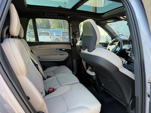Used 2026 Volvo XC90 B6 Plus AWD/4WD image 12