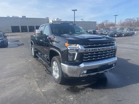 Used 2021 Chevrolet Silverado 2500 LTZ w/ LTZ Premium Package image 4