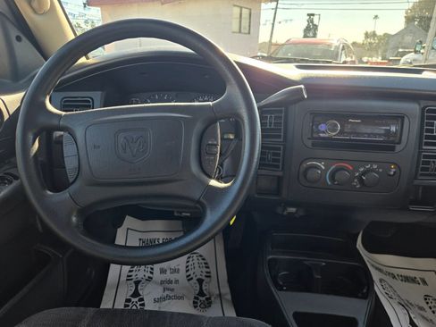Used 2003 Dodge Dakota SLT image 18