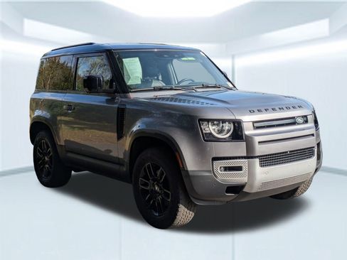 Used 2023 Land Rover Defender 90 S image 8