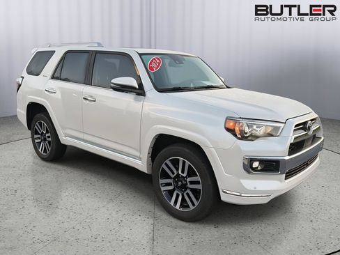 Certified 2024 Toyota 4Runner Limited AWD/4WD image 8