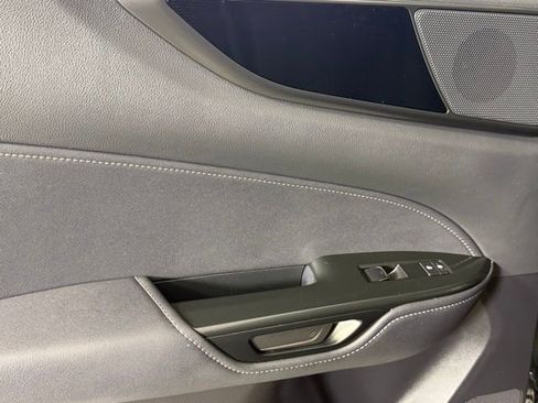 Used 2023 Lexus NX 250 FWD w/ Towing Package (2000 Lbs) image 23