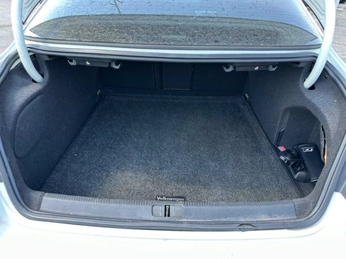 Used 2016 Volkswagen CC R-Line FWD image 18
