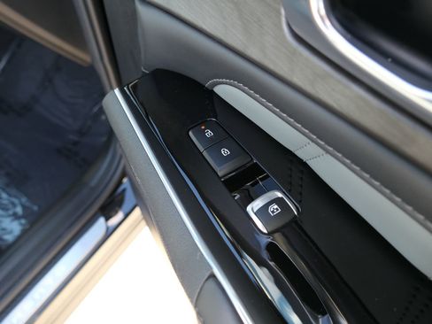 Certified 2024 Kia Sorento SX Prestige w/ Sage Leather Package image 27