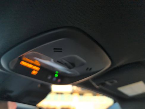 Used 2025 Buick Envista Sport Touring image 20