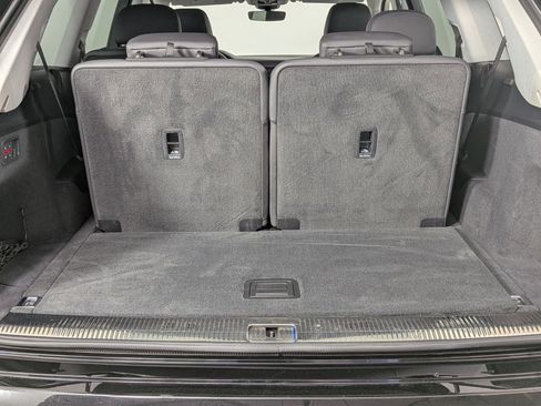 Used 2023 Audi Q7 3.0T Premium Plus w/ Premium Plus Package AWD/4WD image 16
